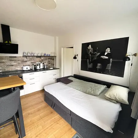 No 5 Apartment